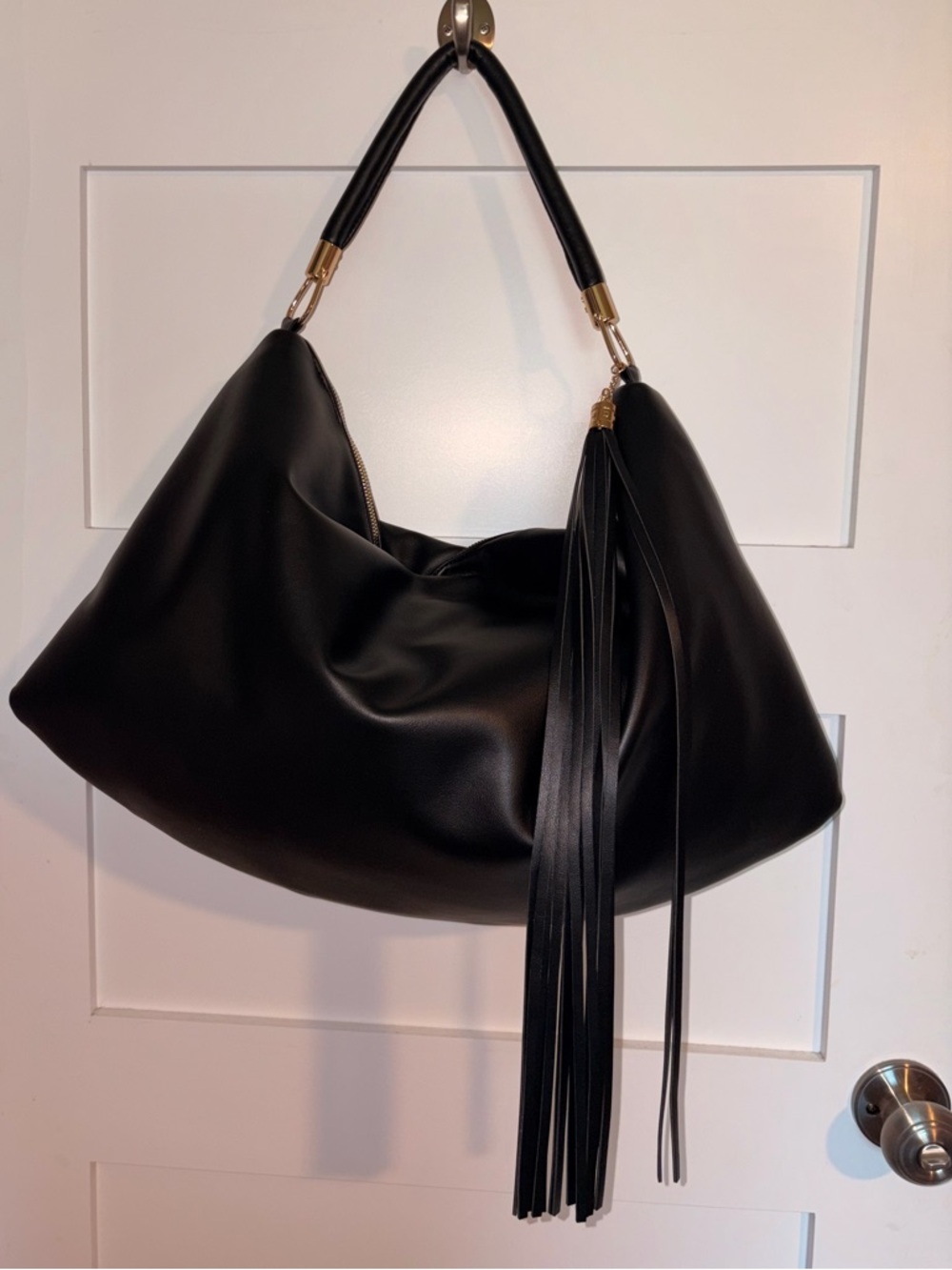 Faux leather slouchy hobo shoulder bag with ‘whip’ accessory